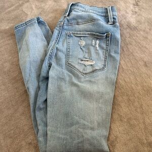 Mud brand ripped skinny jeans